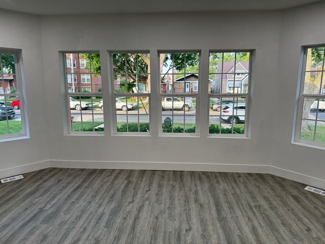 8232 S Calumet Avenue, Chicago, IL 60619
