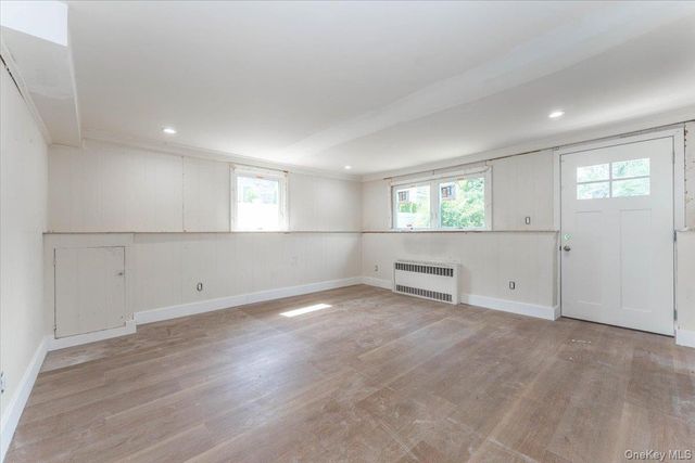 890 Carol Court, Woodmere, NY 11598