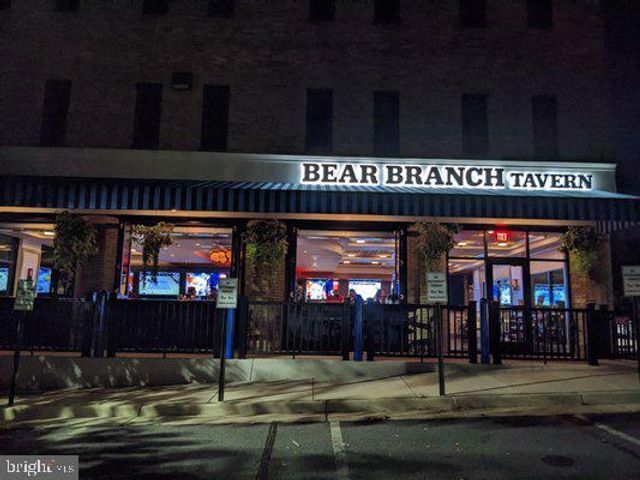 2716 GLENGYLE DR, Vienna, VA 22181