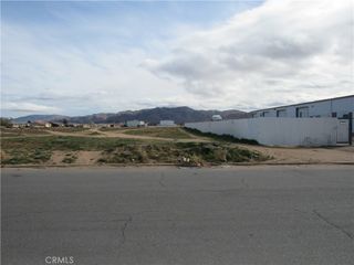 0 Pioneer, Apple Valley, CA 92307