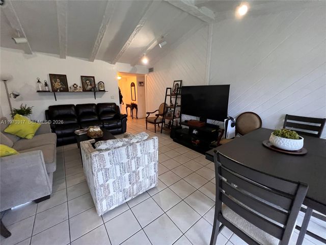 11028 SW 123rd Pl, Miami, FL 33186