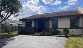 11028 SW 123rd Pl, Miami, FL 33186