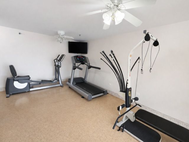 3370 W Brooke Avenue 410, Waukegan, IL 60087