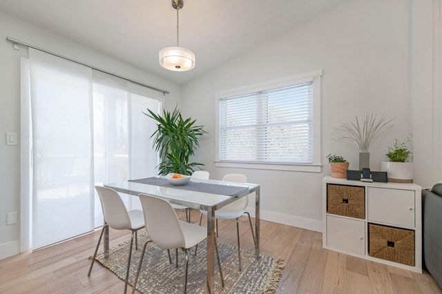 1825 Northbrook Drive, Ann Arbor, MI 48103