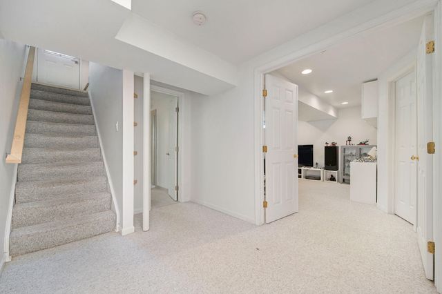 1825 Northbrook Drive, Ann Arbor, MI 48103