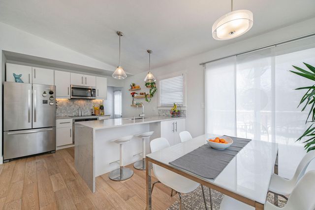 1825 Northbrook Drive, Ann Arbor, MI 48103