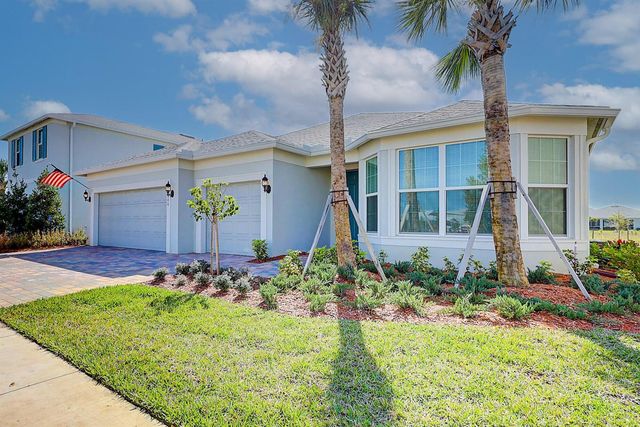 10306 SW Green Turtle Lane, Port St. Lucie, FL 34987