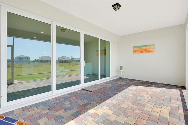 10306 SW Green Turtle Lane, Port St. Lucie, FL 34987