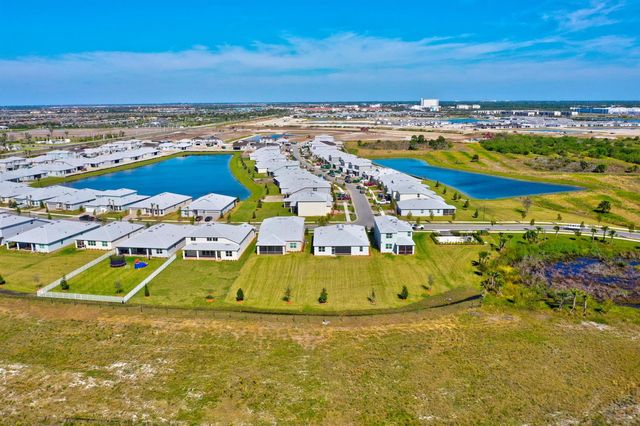 10306 SW Green Turtle Lane, Port St. Lucie, FL 34987