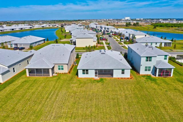 10306 SW Green Turtle Lane, Port St. Lucie, FL 34987