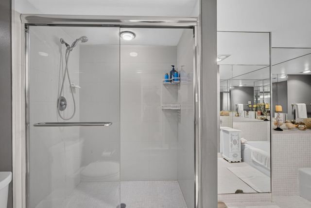 5380 N Ocean Drive 2e, Riviera Beach, FL 33404