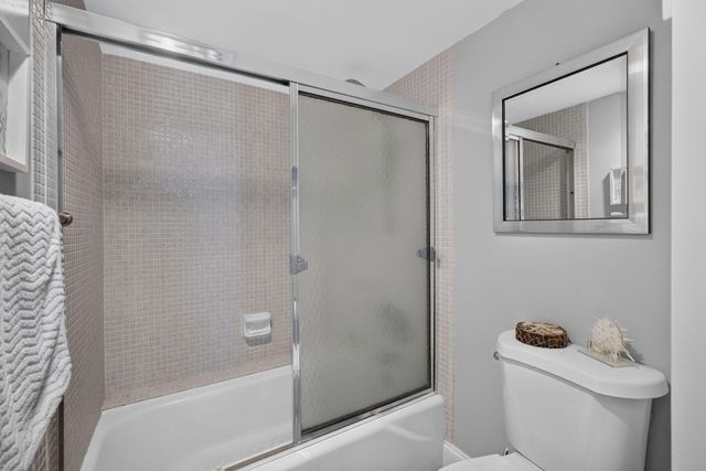 5380 N Ocean Drive 2e, Riviera Beach, FL 33404