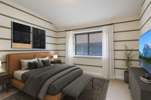 104 W Highfield ST, Hutto, TX 78634