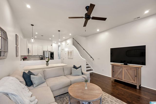 1264 GLADSTONE AVENUE, Birmingham, AL 35213