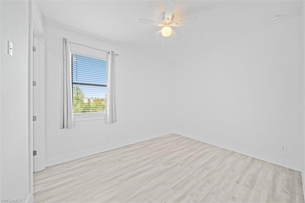 Image 22 of property listing at 1124 SW 4th LN, Cape Coral, FL 33991