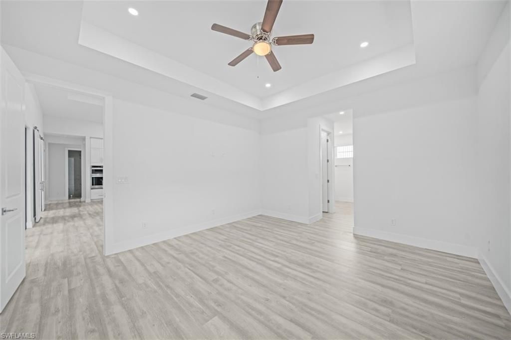 Image 26 of property listing at 1124 SW 4th LN, Cape Coral, FL 33991
