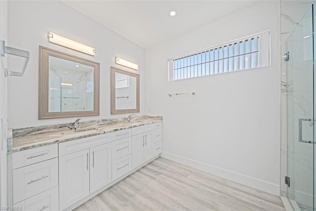 Image 27 of property listing at 1124 SW 4th LN, Cape Coral, FL 33991