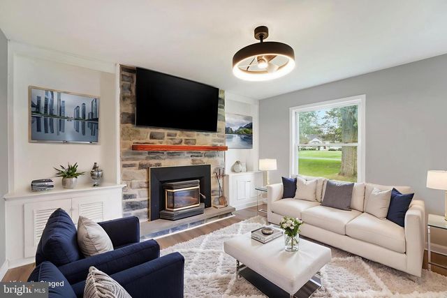 9 PENARTH DR, Wilmington, DE 19803