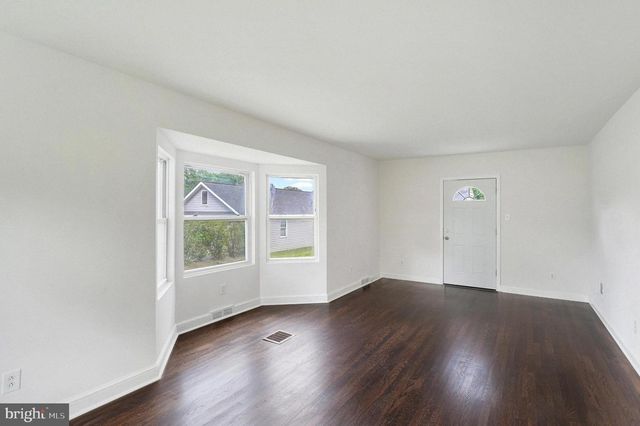 9 PENARTH DR, Wilmington, DE 19803