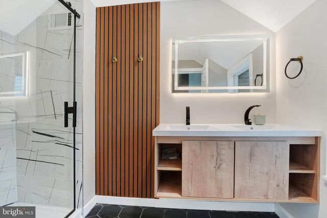 9 PENARTH DR, Wilmington, DE 19803