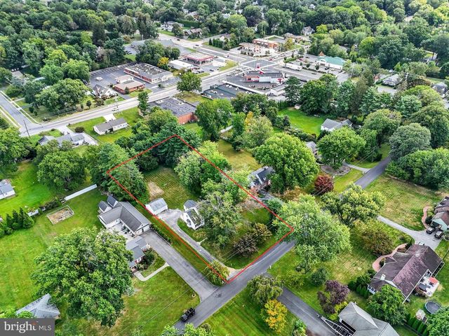 9 PENARTH DR, Wilmington, DE 19803