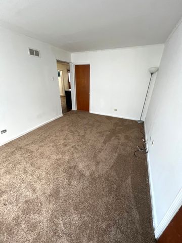 4601 W 82nd Street, Chicago, IL 60652