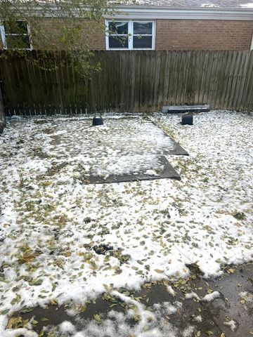 4601 W 82nd Street, Chicago, IL 60652