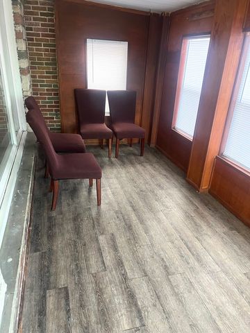 4601 W 82nd Street, Chicago, IL 60652