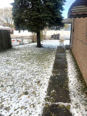 4601 W 82nd Street, Chicago, IL 60652