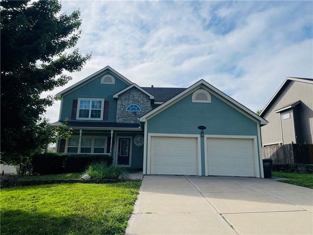 3809 Clayton Drive, Leavenworth, KS 66048