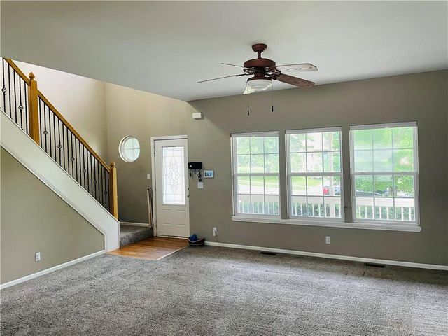 3809 Clayton Drive, Leavenworth, KS 66048