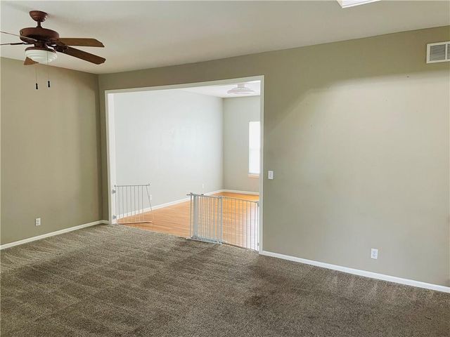 3809 Clayton Drive, Leavenworth, KS 66048