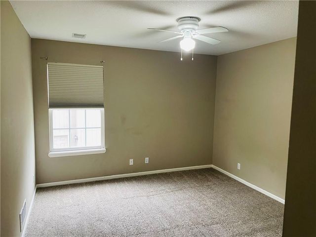 3809 Clayton Drive, Leavenworth, KS 66048