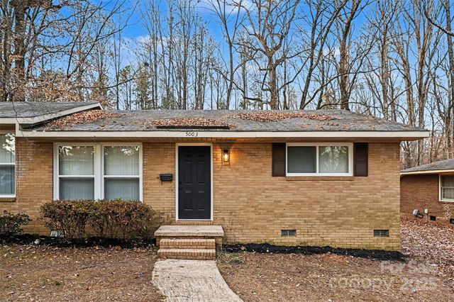 5003 Lakecrest Drive, Charlotte, NC 28215