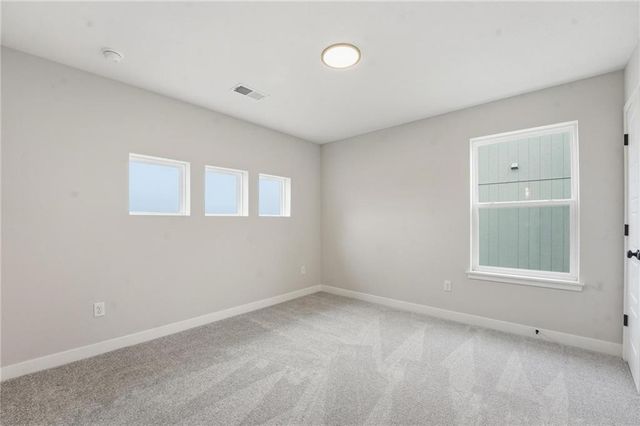 1312 SE Windbreak Drive, Lee's Summit, MO 64081