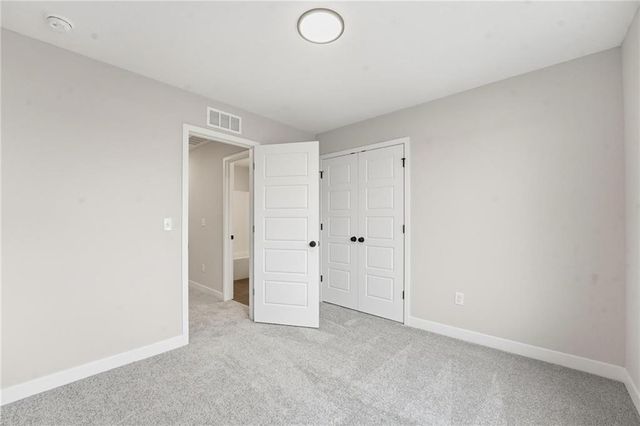 1312 SE Windbreak Drive, Lee's Summit, MO 64081