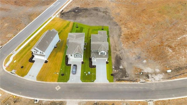 1312 SE Windbreak Drive, Lee's Summit, MO 64081