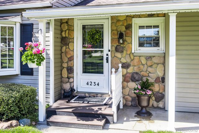 4234 Atkins Road, Port Huron Charter Township, MI 48060