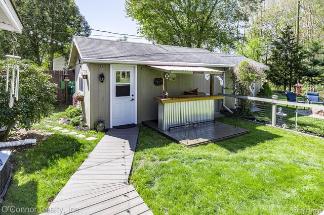 4234 Atkins Road, Port Huron Charter Township, MI 48060