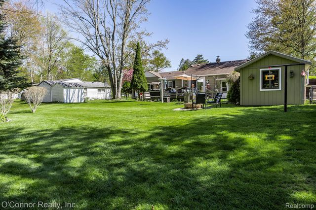 4234 Atkins Road, Port Huron Charter Township, MI 48060