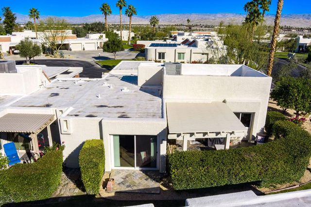 6071 Hazeltine Plaza, Palm Springs, CA 92264