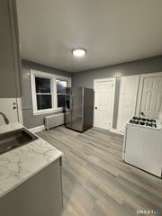 85 Kent Street, Hartford, CT 06112