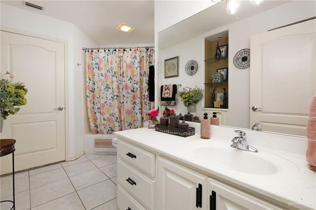 803 Nada Drive, Alamo, TX 78516