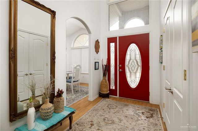 803 Nada Drive, Alamo, TX 78516