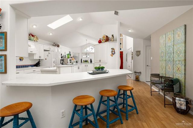 803 Nada Drive, Alamo, TX 78516