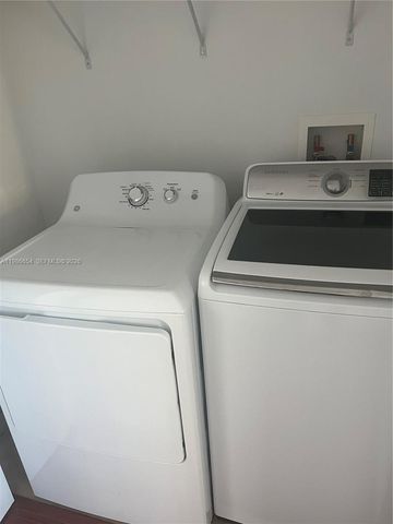 7350 SW 89th St 1801S, Miami, FL 33156