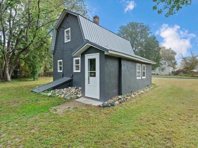 911 7th Avenue NE, Brainerd, MN 56401