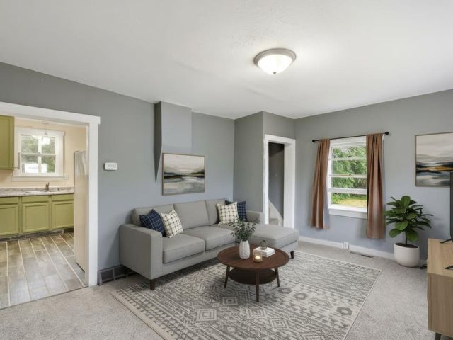 911 7th Avenue NE, Brainerd, MN 56401