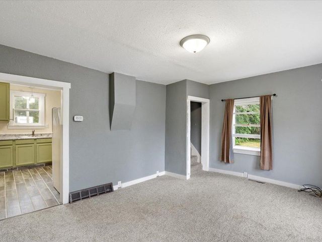 911 7th Avenue NE, Brainerd, MN 56401