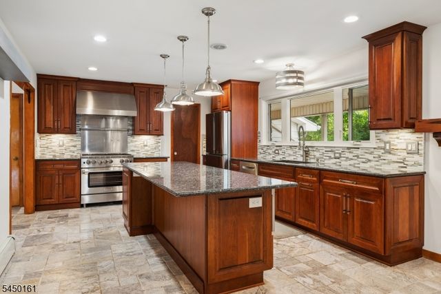 280 Old York Rd, Bridgewater Twp., NJ 08807